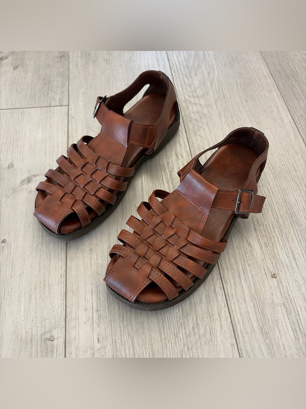 Vintage Men's Brown Woven Leather Sandals